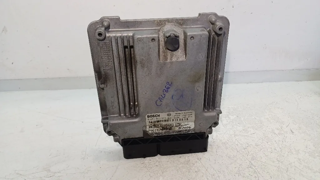 CENTRALINA MOTORE DODGE Caliber 1° Serie P05187449AB/0281013693 ECD diesel 1968 (07>)