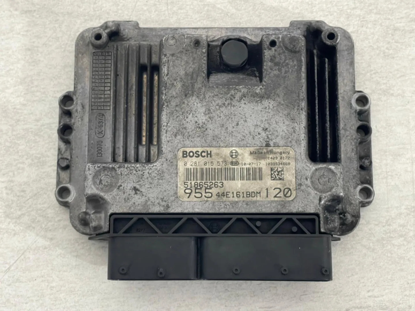 CENTRALINA MOTORE con codice 0281015573 da 51865263 ALFA ROMEO Mito Serie (955_) con codice motore 955A3000 Diesel 1600