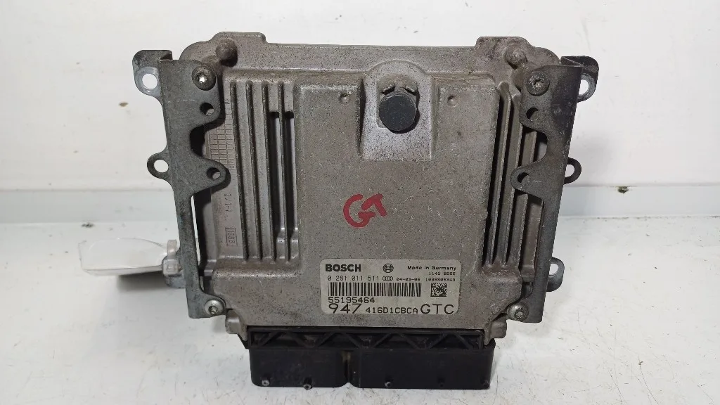 CENTRALINA MOTORE ALFA ROMEO GT Serie (937_) 0281011511/55195464 937A5000 diesel 1910 (03>09)