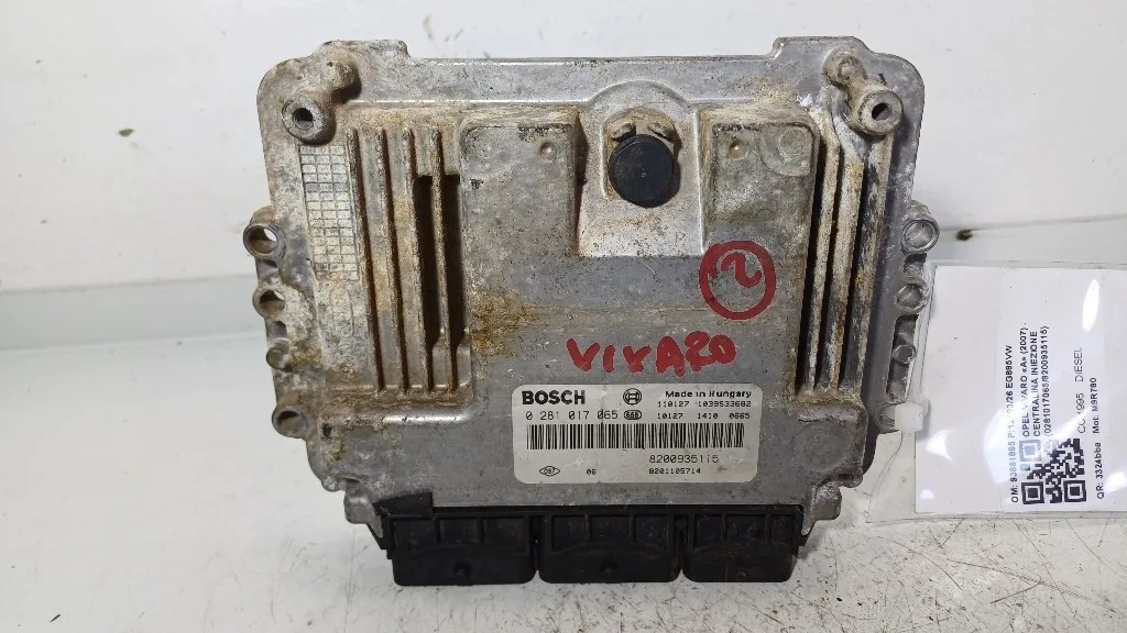 CENTRALINA MOTORE OPEL Vivaro 1° Serie 0281017065/8200935115 M9R780 diesel 1995 (01>06)