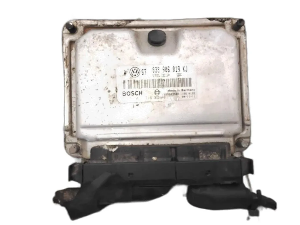 CENTRALINA MOTORE con codice 0281011216 038906019KJ da SEAT Leon 1° Serie ASZ diesel 1896 (99>05)
