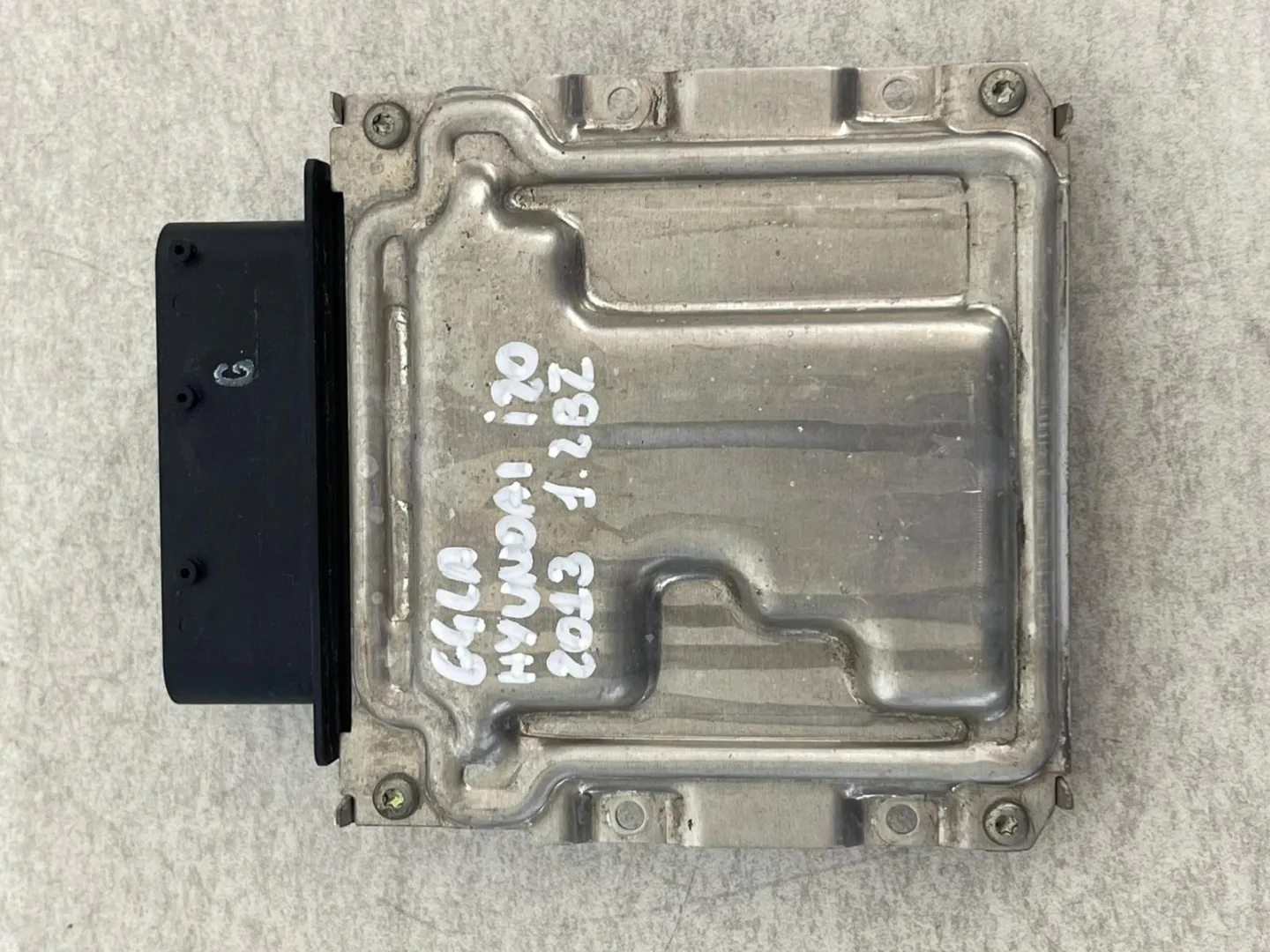 CENTRALINA MOTORE con codice 39111-03700 da 3911103700 HYUNDAI i20 1° Serie con codice motore G4LA Benzina 1200