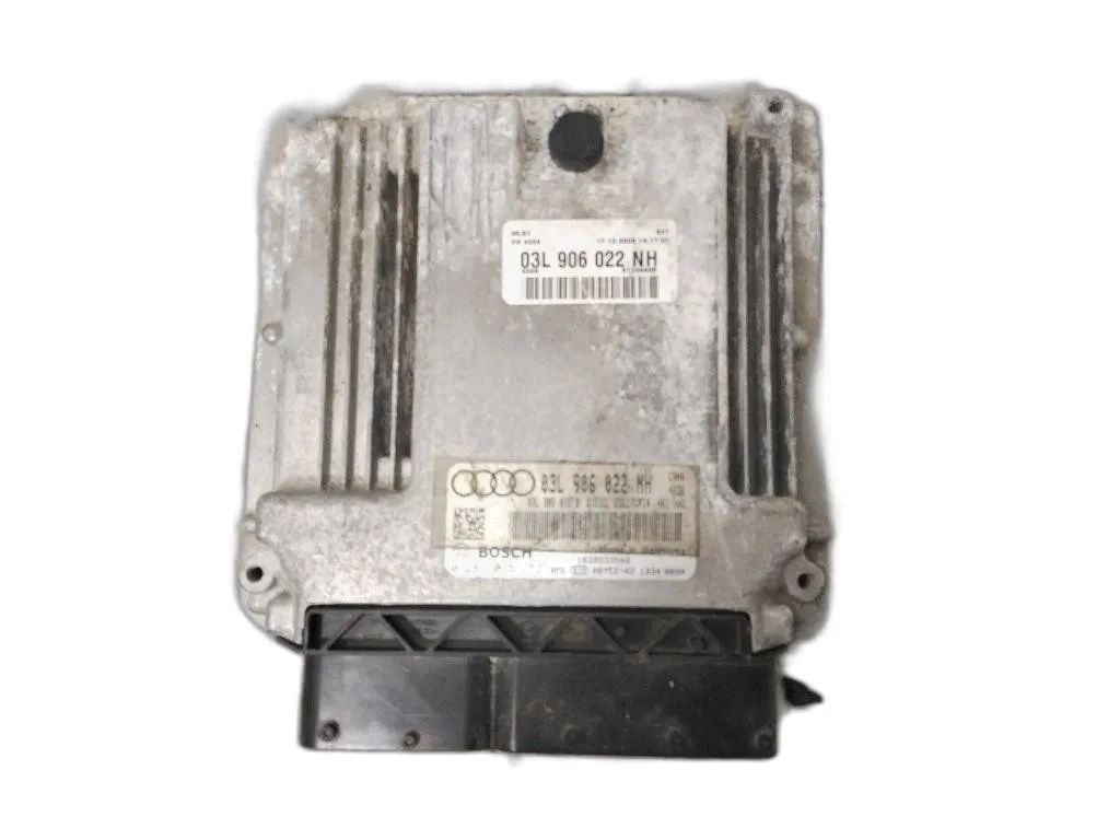 CENTRALINA MOTORE con codice 0281015752 03L906022NH da AUDI Q5 Serie (8RB) CAHA diesel 1968 (08>12)