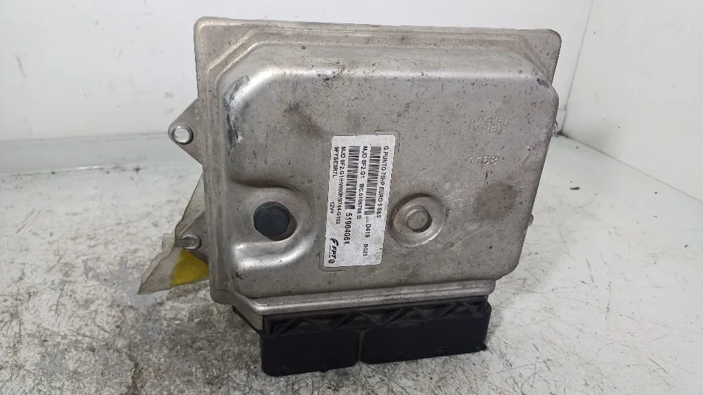 CENTRALINA MOTORE FIAT Punto EVO MJD8F2.G1/51904061/HW00P 199A9000 diesel 1248 (09>12)