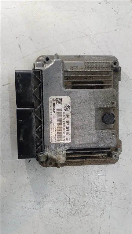 CENTRALINA MOTORE VOLKSWAGEN Passat Variant 5° Serie 0281017946/03L907309AE/1039S48626 CFFB diesel 1968 (10>)