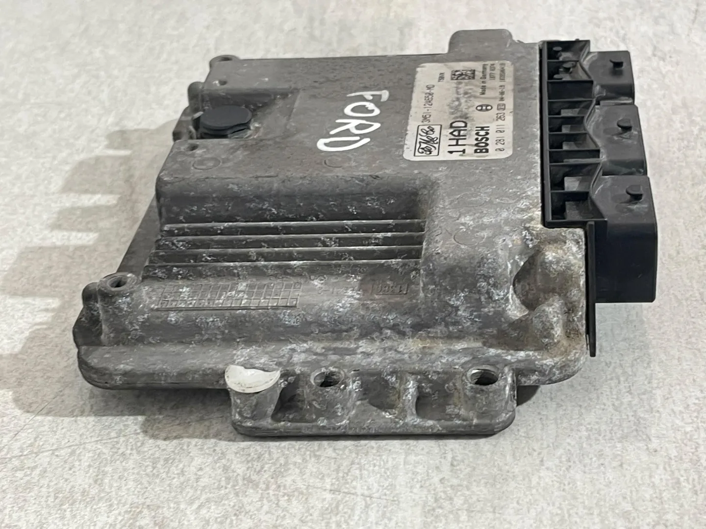 CENTRALINA MOTORE con codice 3M51-12A650-MD da 1310905 FORD Focus Berlina 3° Serie con codice motore G8DA Diesel 1600