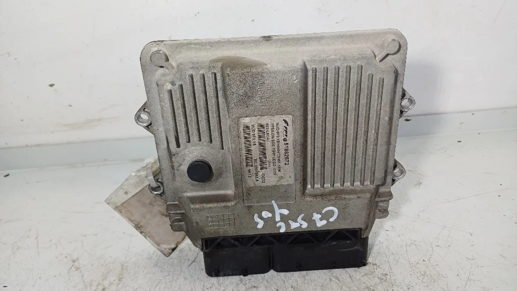 CENTRALINA MOTORE LANCIA Ypsilon 2° Serie 51862572/MJD6F3.Y8/HW04T 199A2000 diesel 1248 (06>10)