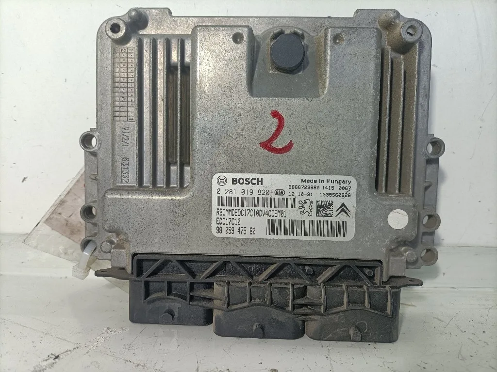 CENTRALINA MOTORE PEUGEOT 208 Serie 0281019820/9805947580/EDC17C10 DV4C-8HR-8H01 diesel 1398 (12>19)