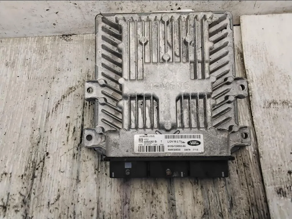 CENTRALINA MOTORE con codice 5WS40621B-T 8H2Q-12A650-AA da LAND ROVER Range Rover SPORT 276DT diesel 2720 (05>13)