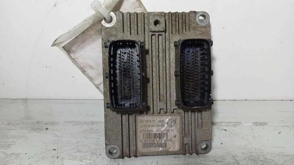 CENTRALINA MOTORE FIAT Panda 3° Serie IAW5SF8.CP/51953625 169A4000 benzina 1242 (12>)