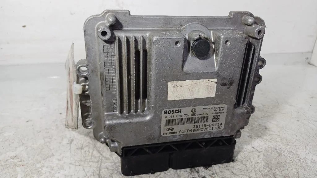 CENTRALINA MOTORE HYUNDAI i30 Serie 0281016737//39115-2A410 D4FB diesel 1582 (07>11)
