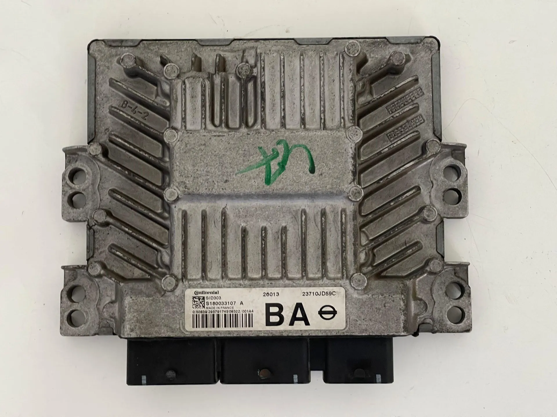 CENTRALINA MOTORE con codice S180033107 A da NISSAN Qashqai 2° Serie con codice motore K9K J8/K9K J8 Diesel 1500 (10>13)