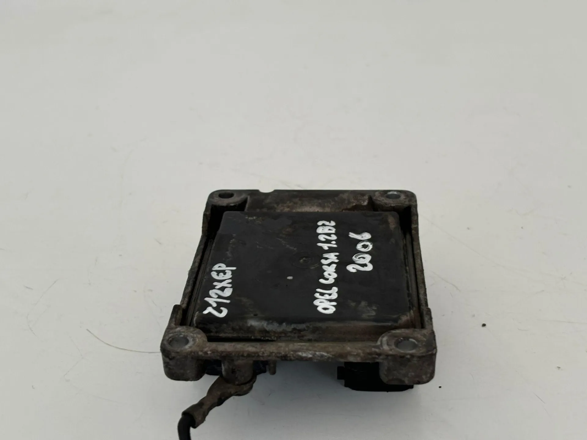 CENTRALINA MOTORE con codice 0261208940 da OPEL Corsa D 5P 1° Serie con codice motore Z12XEP/Z12XEP Benzina 1200 (06>)