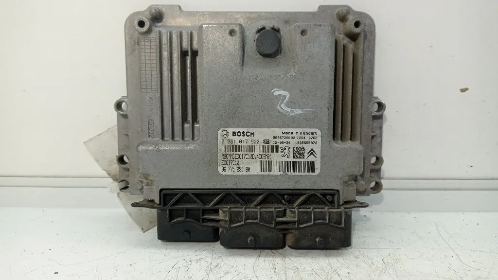 CENTRALINA MOTORE PEUGEOT 208 3P Serie 0281017920/9677529580/9666729680 DV4C-8HR-8H01 diesel 1398 (12>19)