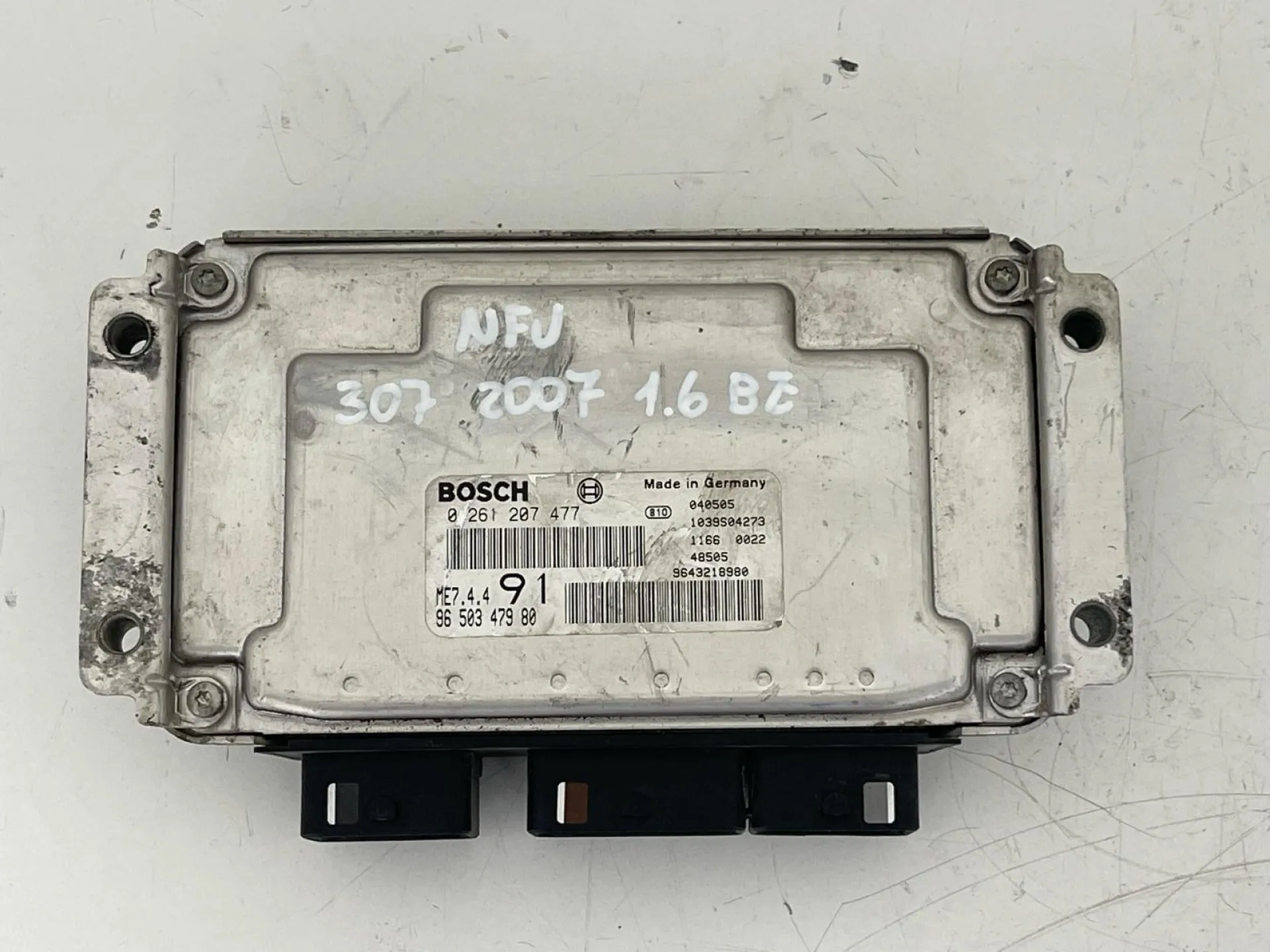 CENTRALINA MOTORE con codice 0261207477 da PEUGEOT 307 Berlina 2° Serie con codice motore NFU/NFU Benzina 1600 (05>)