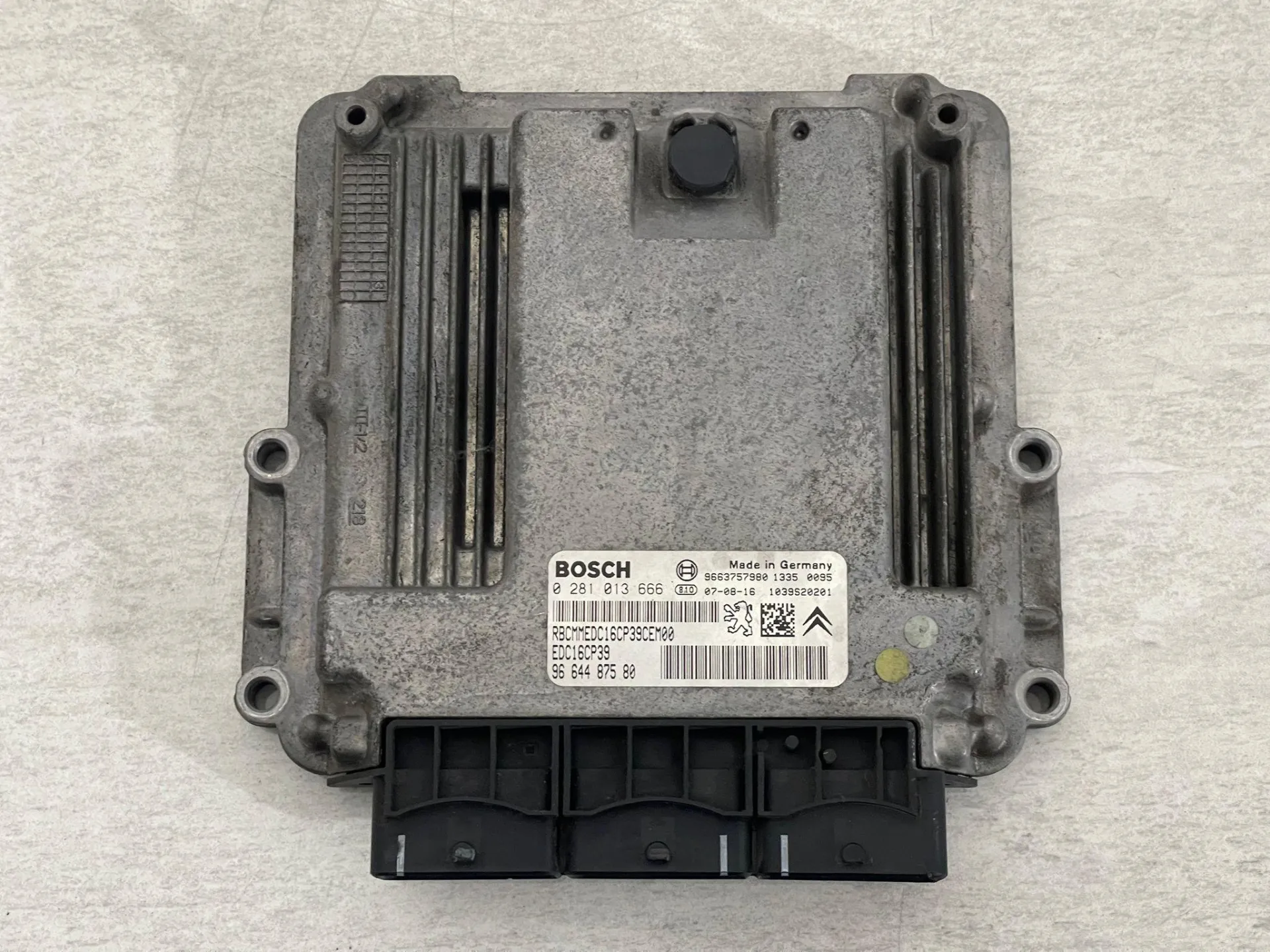 CENTRALINA MOTORE con codice 9664487580 da 1943T9 PEUGEOT 4007 1° Serie con codice motore 4HN Diesel 2200