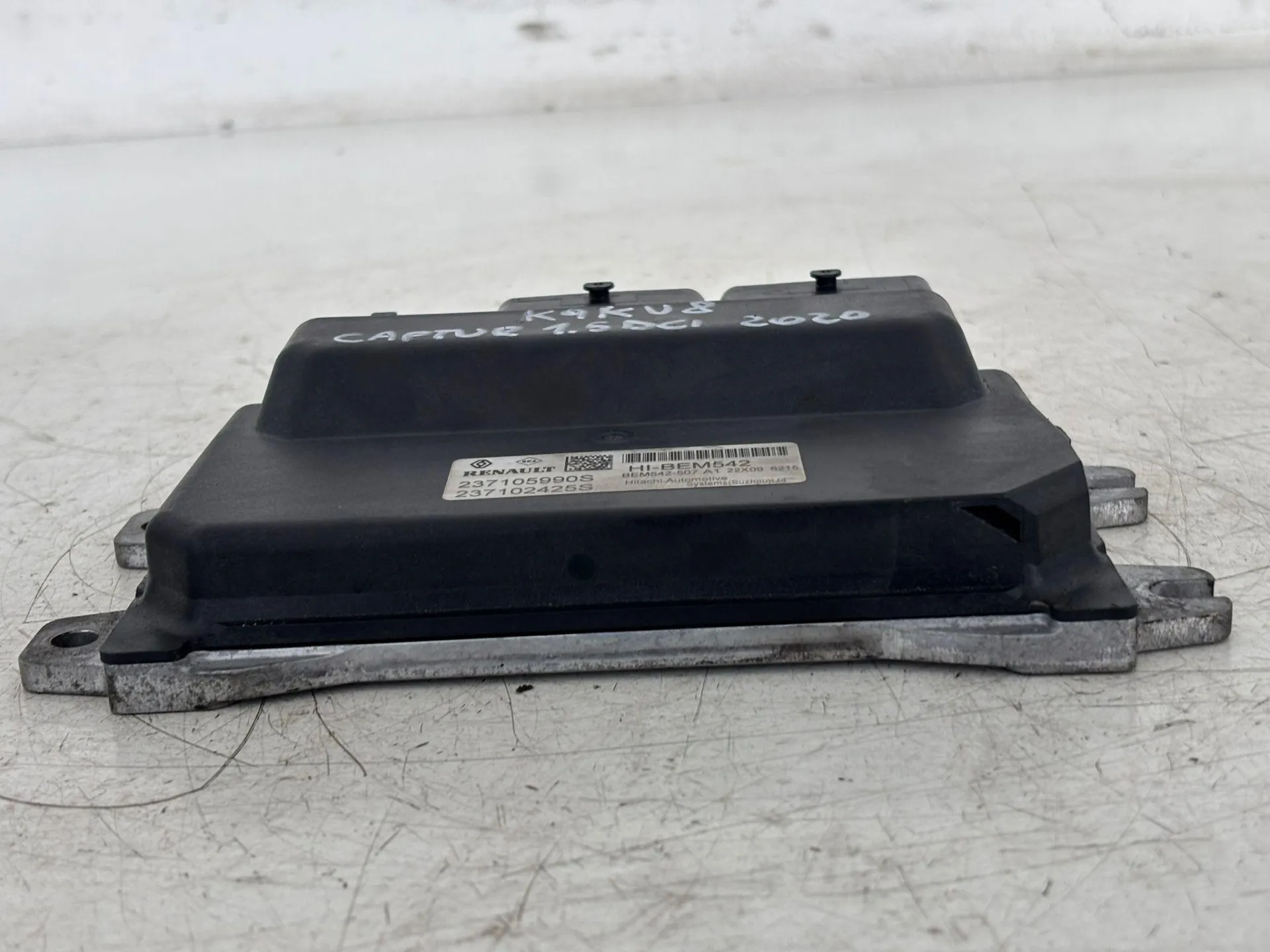 CENTRALINA MOTORE con codice 237105990S da RENAULT Captur Serie Diesel 1500 (19>)