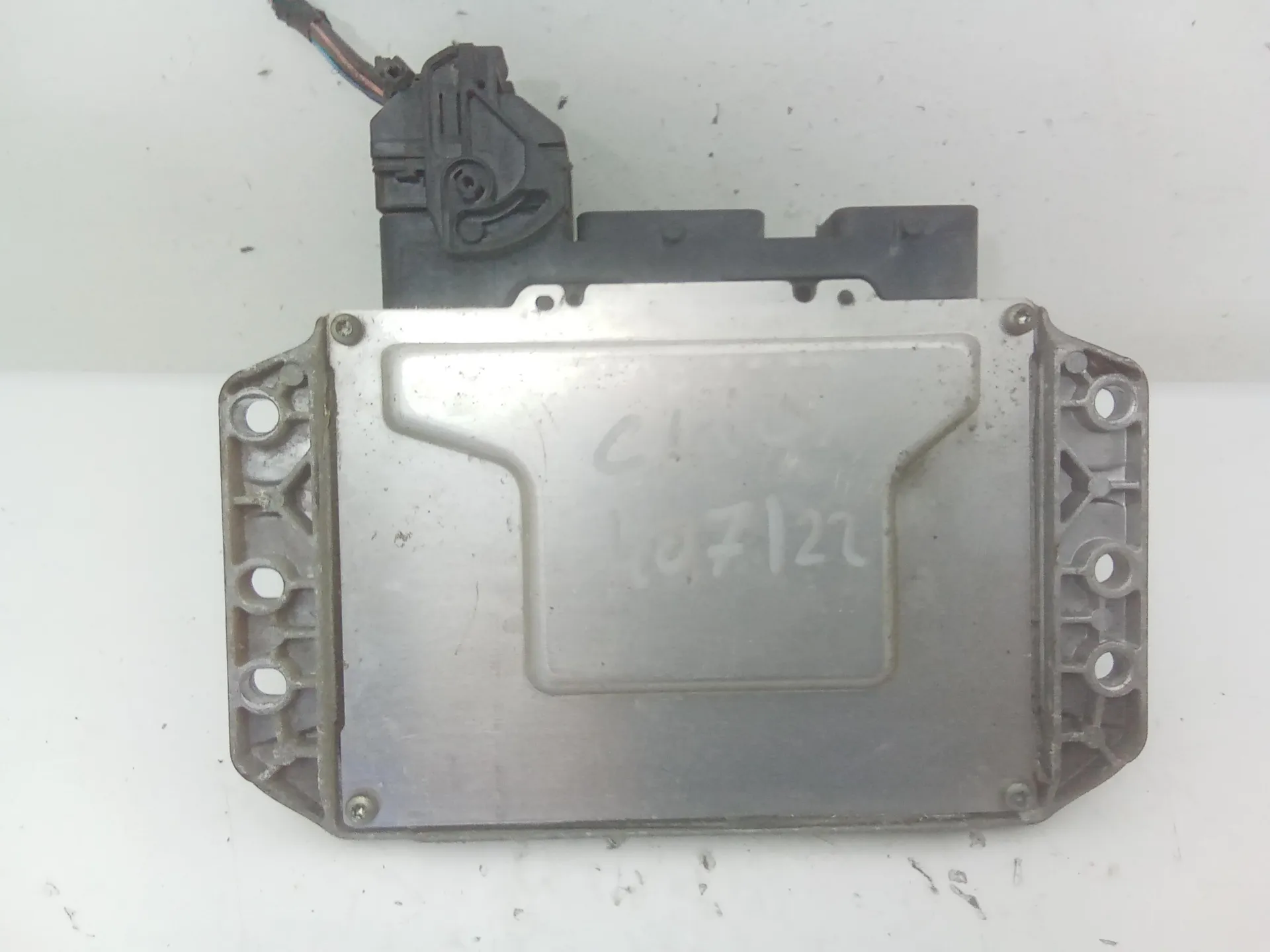CENTRALINA MOTORE con codice 237102885r da RENAULT Clio IV Sporter D4fd7 Benzina 1149 (13>18)