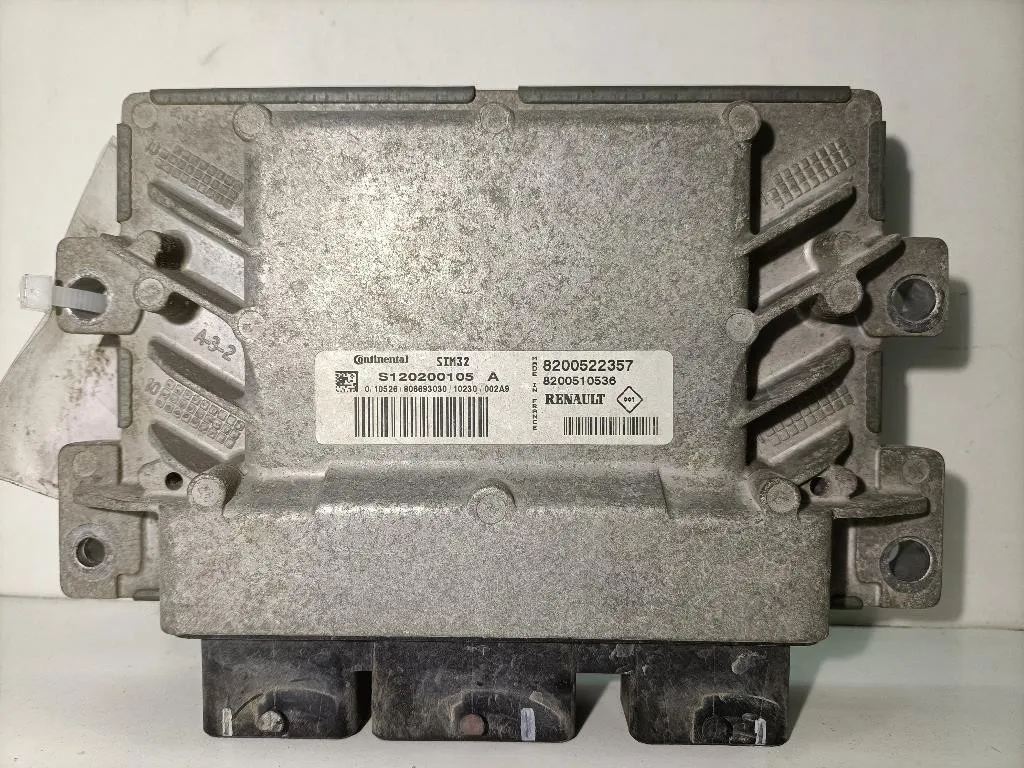 CENTRALINA MOTORE RENAULT Clio Serie 8200522357/8200510536/SIM32 D4F740 benzina 1149 (04>08)