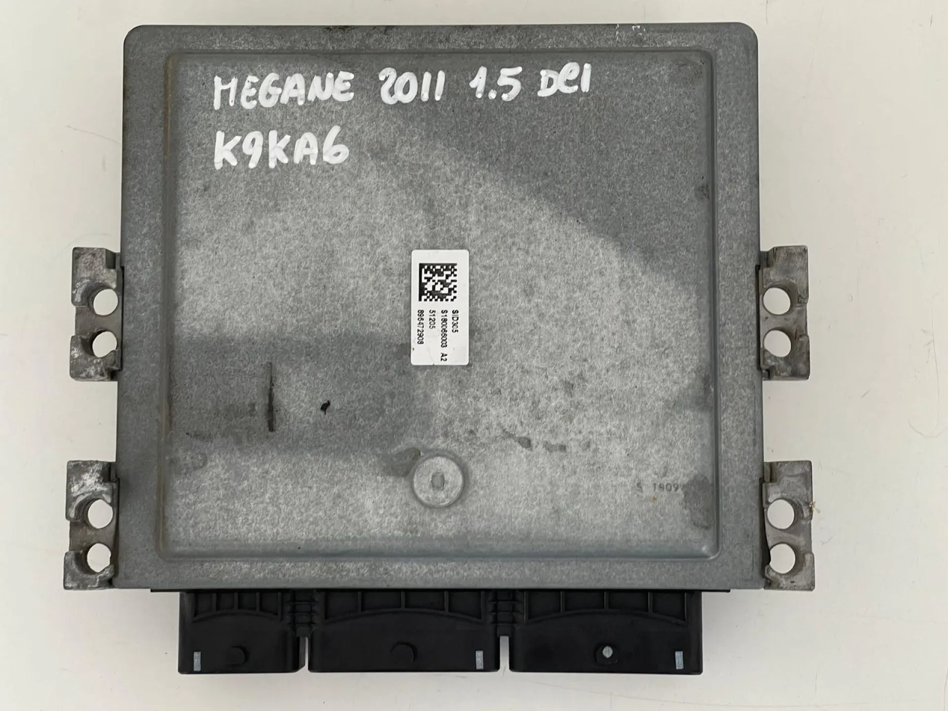 CENTRALINA MOTORE con codice 237100348R da RENAULT Megane III con codice motore K9K A6/K9K A6 Diesel 1500 (08>16)