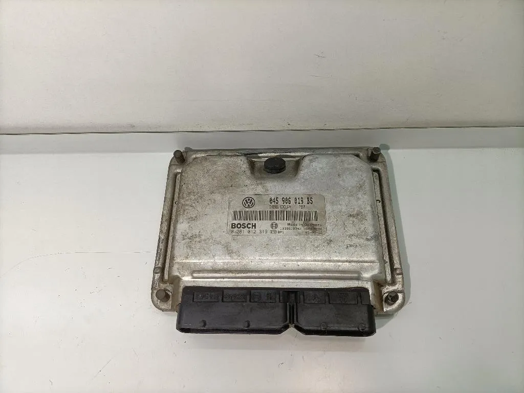 CENTRALINA MOTORE SEAT Ibiza Serie 045906019BB BNM diesel 1422 (02>05)
