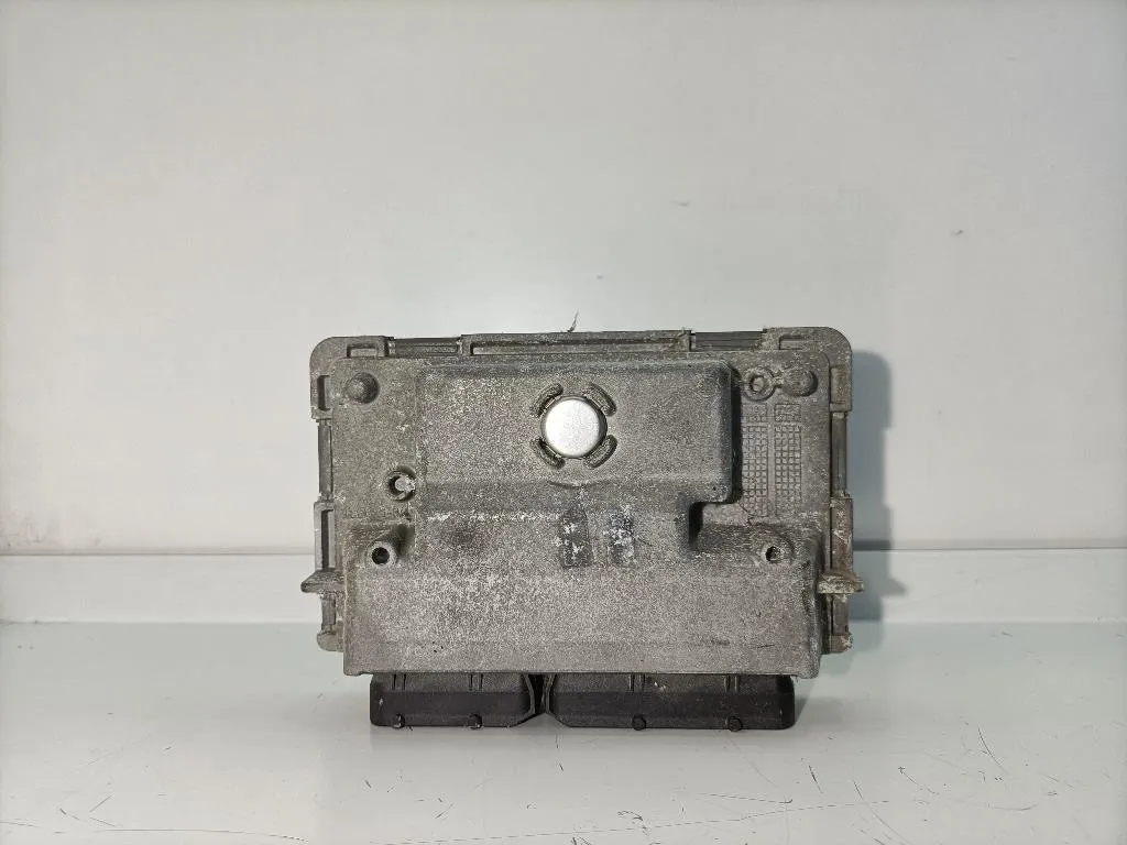 CENTRALINA MOTORE con codice 03E906019AE da SKODA Fabia Berlina 2° Serie CGPA benzina 1198 (07>14)