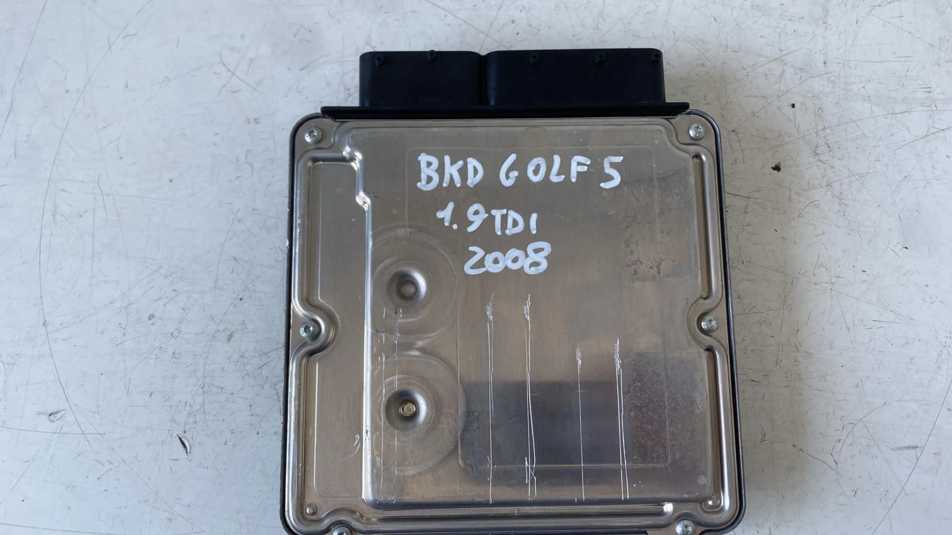CENTRALINA MOTORE con codice 03G906016 ET da VOLKSWAGEN Golf 5 Berlina con codice motore BKD/BKD Diesel 1900 (03>08)