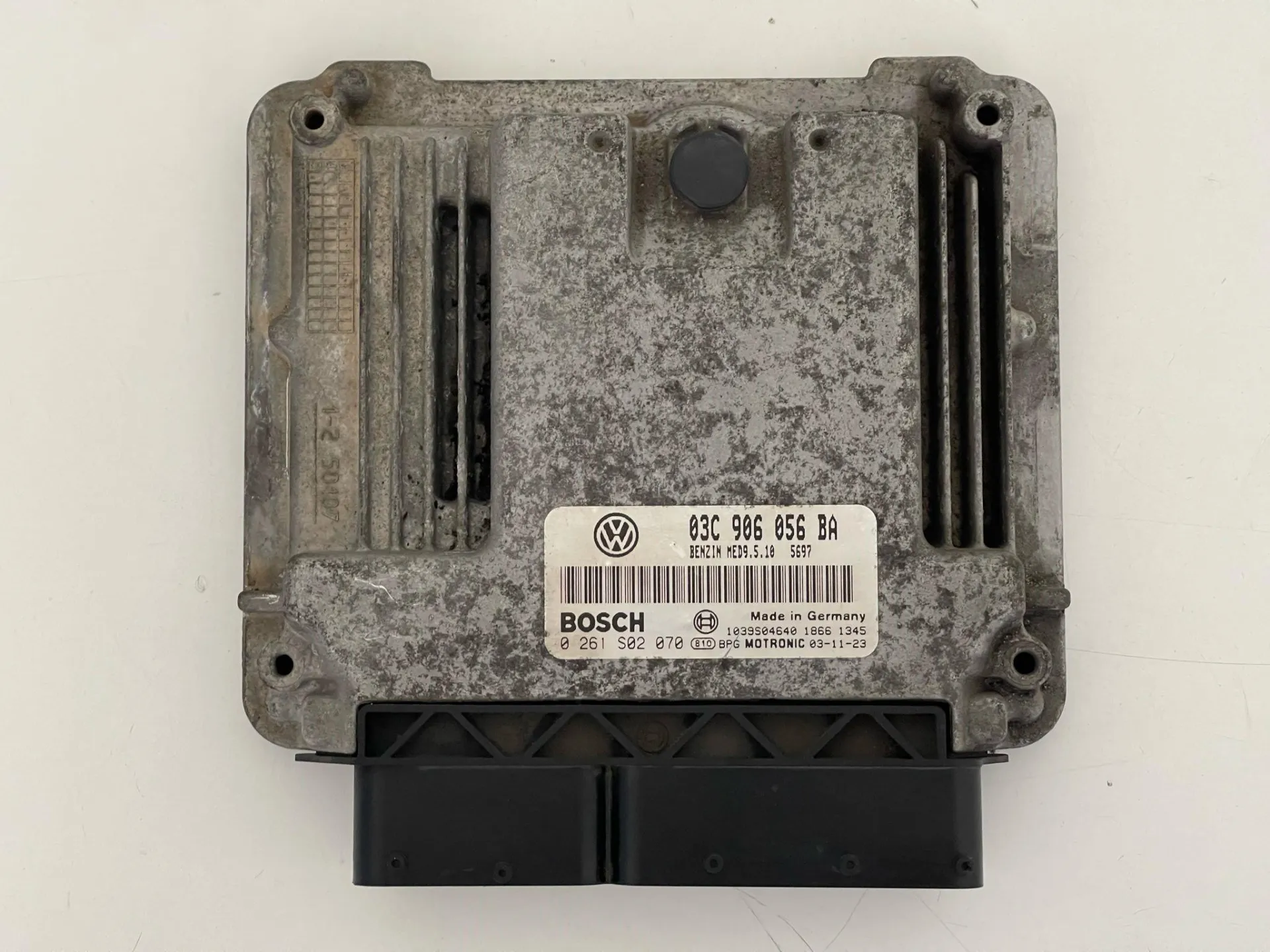 CENTRALINA MOTORE con codice 03C906056BA da VOLKSWAGEN Golf 5 Berlina con codice motore BAG/BAG Benzina 1600 (03>08)