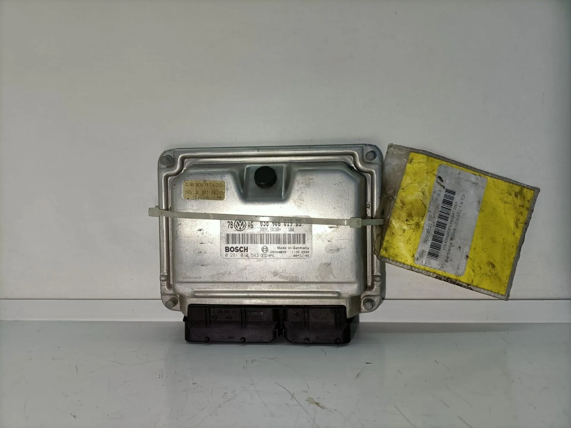 CENTRALINA MOTORE VOLKSWAGEN Passat Berlina 3° Serie Diesel 1900 (00>05)