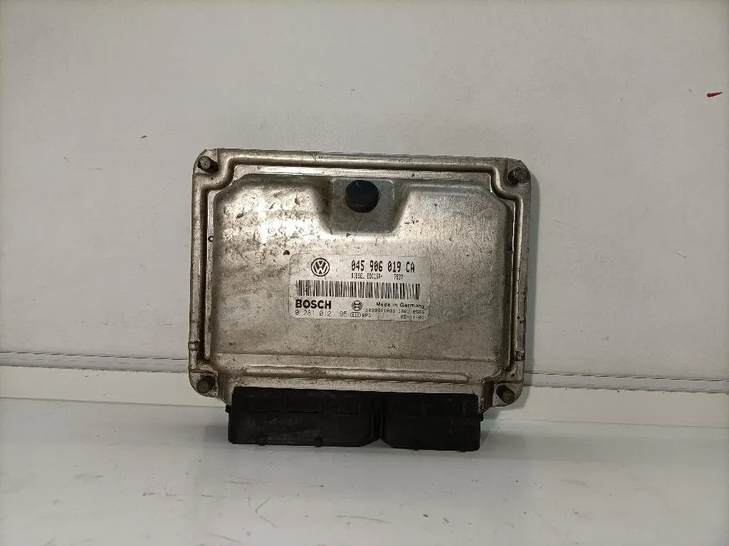 CENTRALINA MOTORE VOLKSWAGEN Polo 4° Serie 0281012195/045906019CA BNV diesel 1422 (01>09)