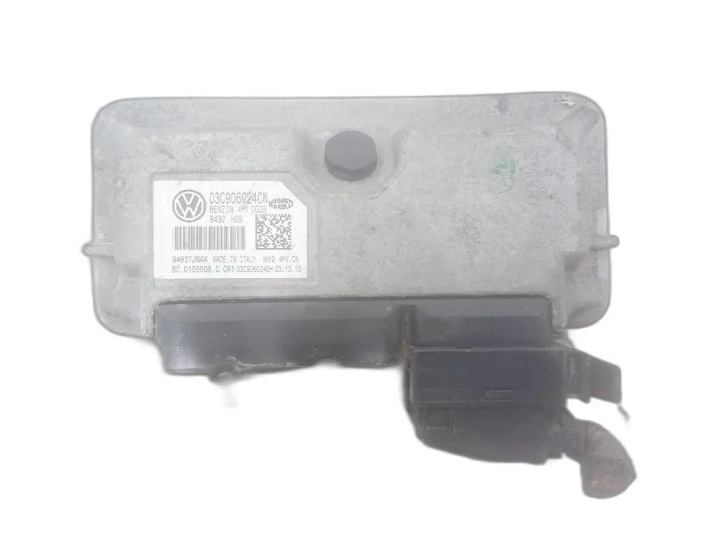 CENTRALINA MOTORE con codice 03C906024CN MY24HV.C2 da VOLKSWAGEN Polo 5° Serie CGGB benzina 1390 (09>17)