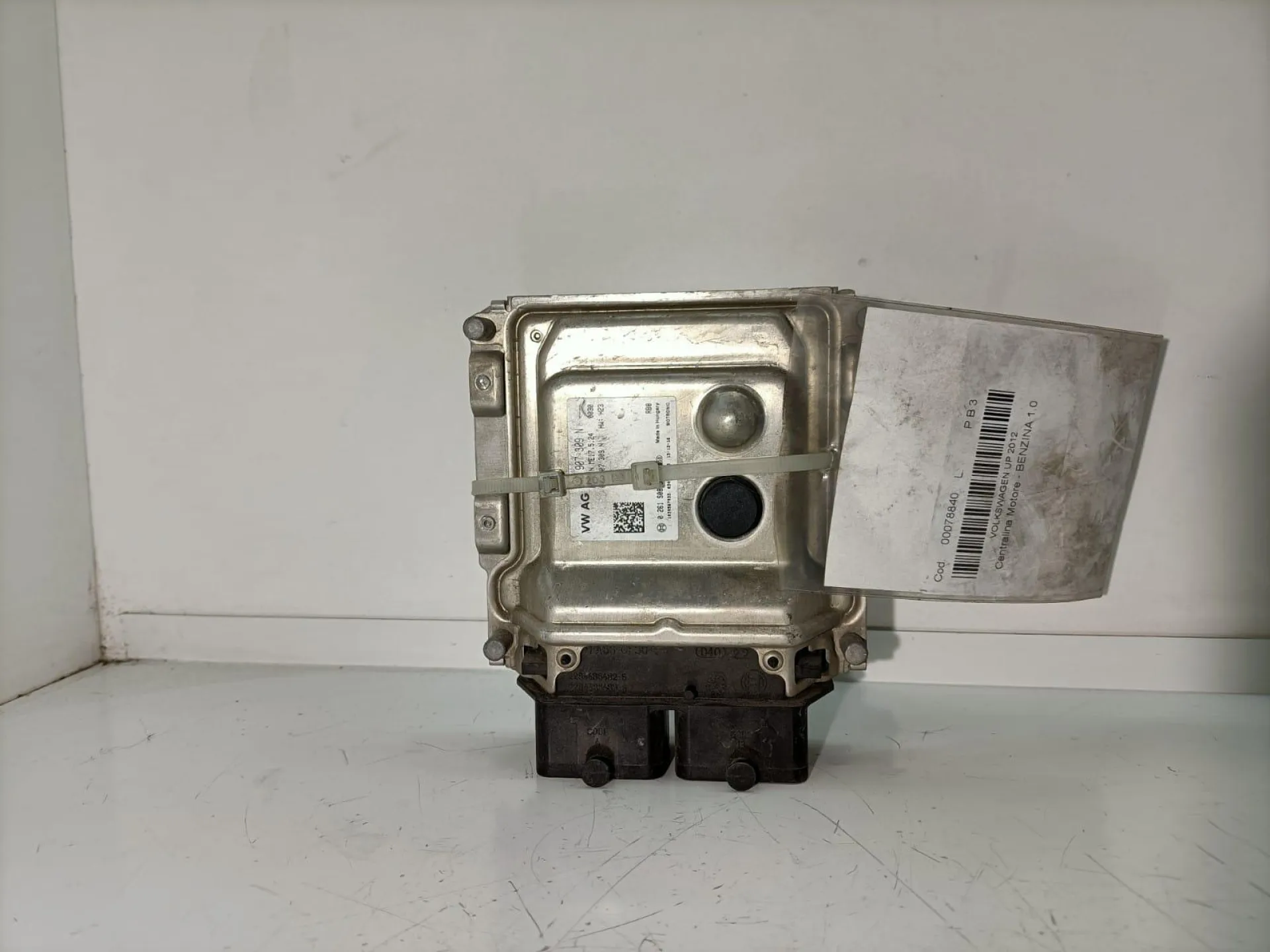CENTRALINA MOTORE con codice 04C907309N da VOLKSWAGEN Up 1° Serie Benzina 1000 (11>)
