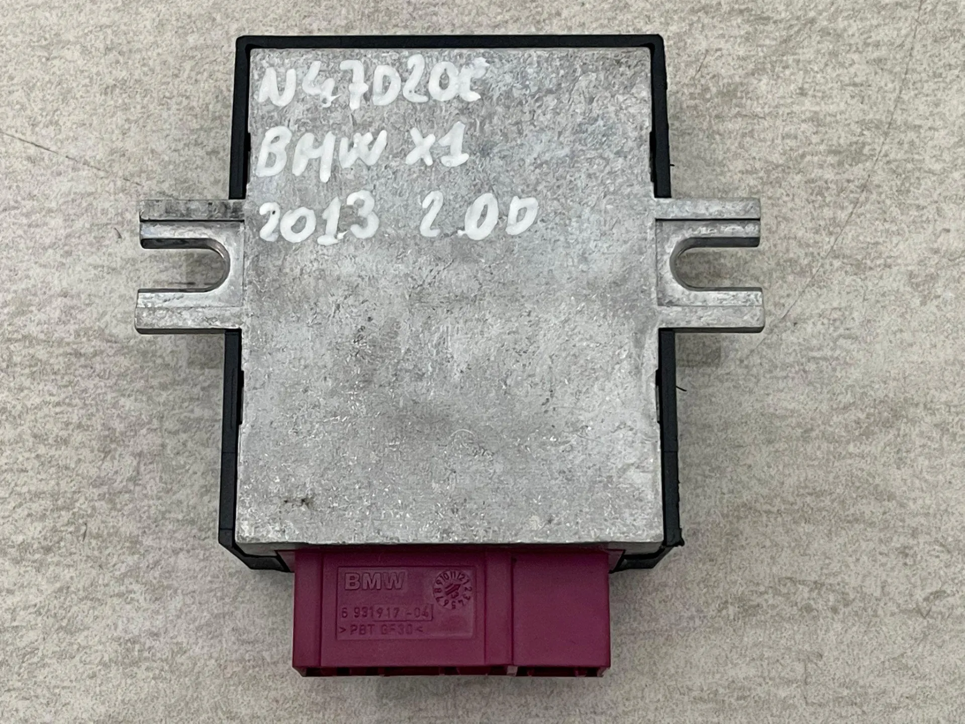 CENTRALINA POMPA CARBURANTE con codice 130642148 da 16147407513 BMW X1 Serie (E84) con codice motore N47D20C Diesel 2000