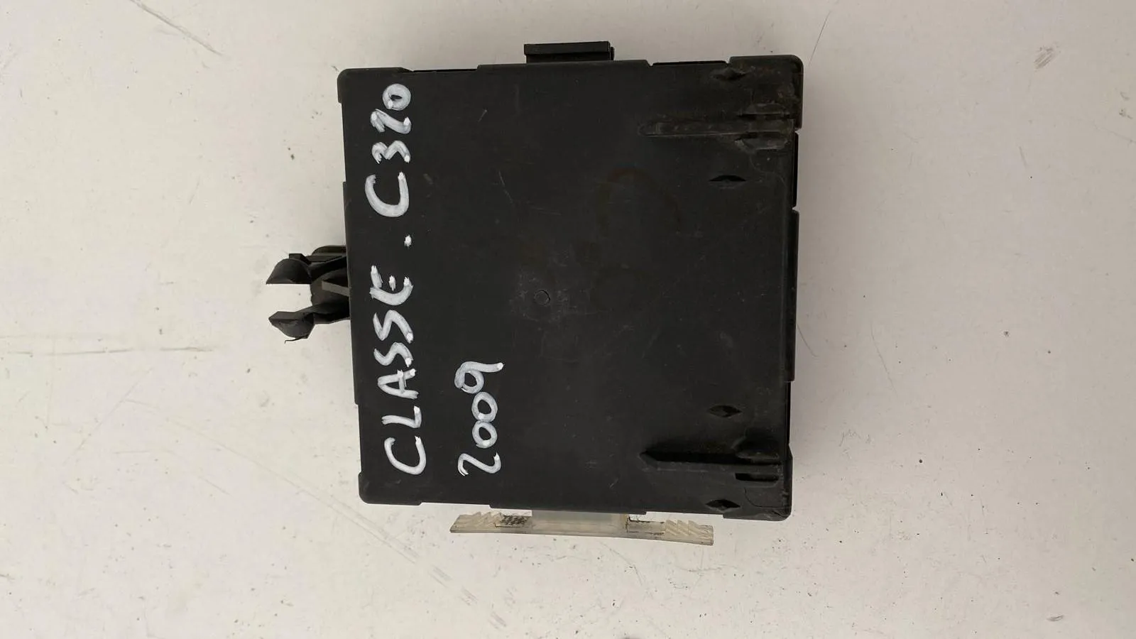 CENTRALINA PORTA DX PASSEGGERO con codice 0009599.D2 da MERCEDES Classe C Berlina W204 (07>)