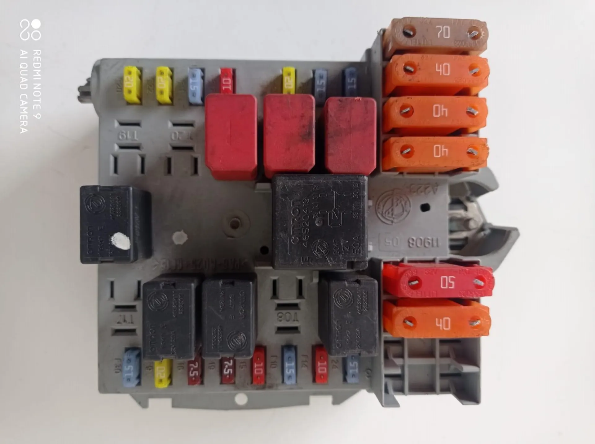 CENTRALINA PORTA FUSIBILI con codice 50508214 da ALFA ROMEO 159 Berlina Serie (939_) Diesel 2400 (05>11)
