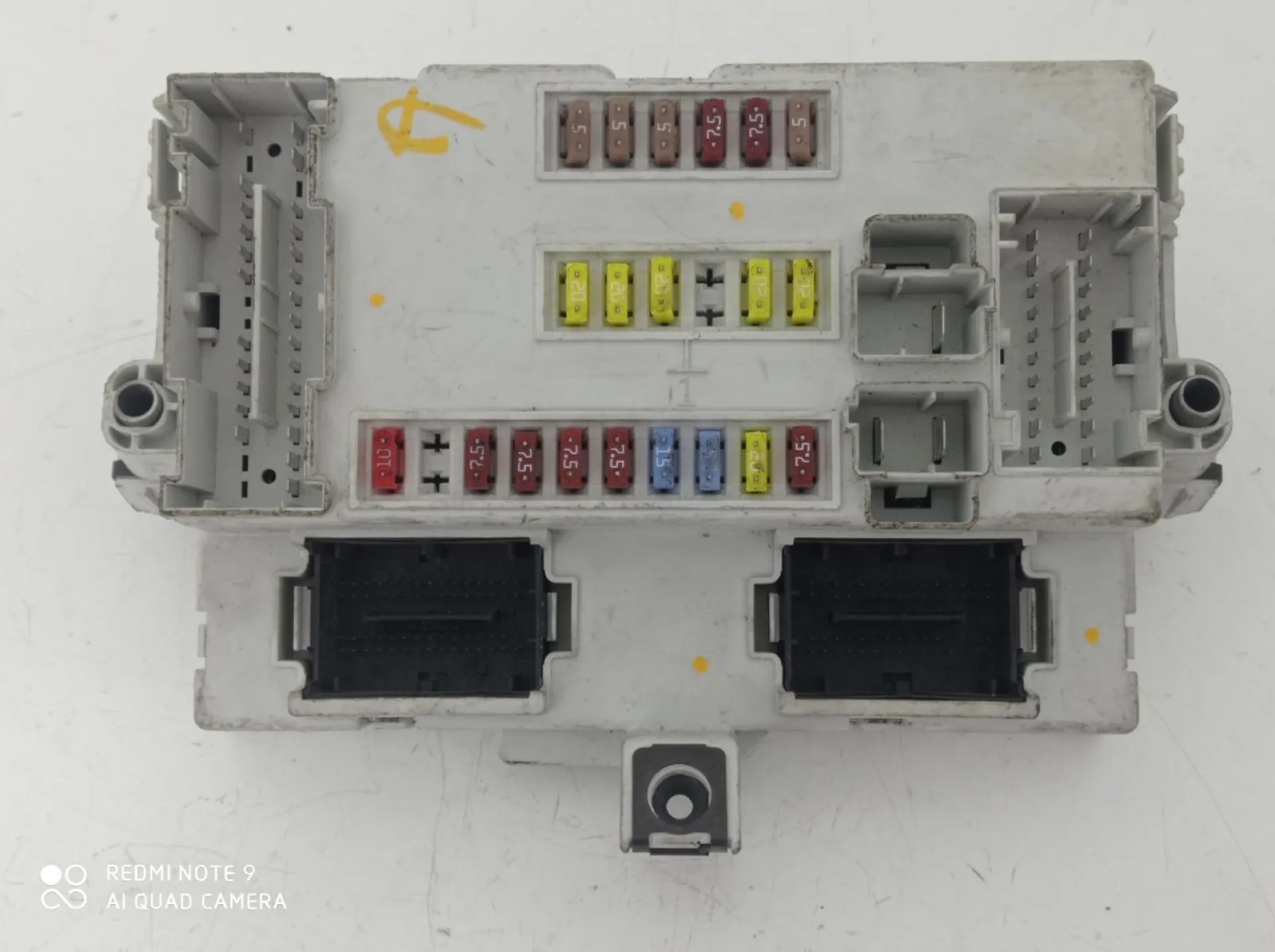 CENTRALINA PORTA FUSIBILI con codice 50539238 da ALFA ROMEO Giulietta Serie (940_) Diesel 2000 (13>)