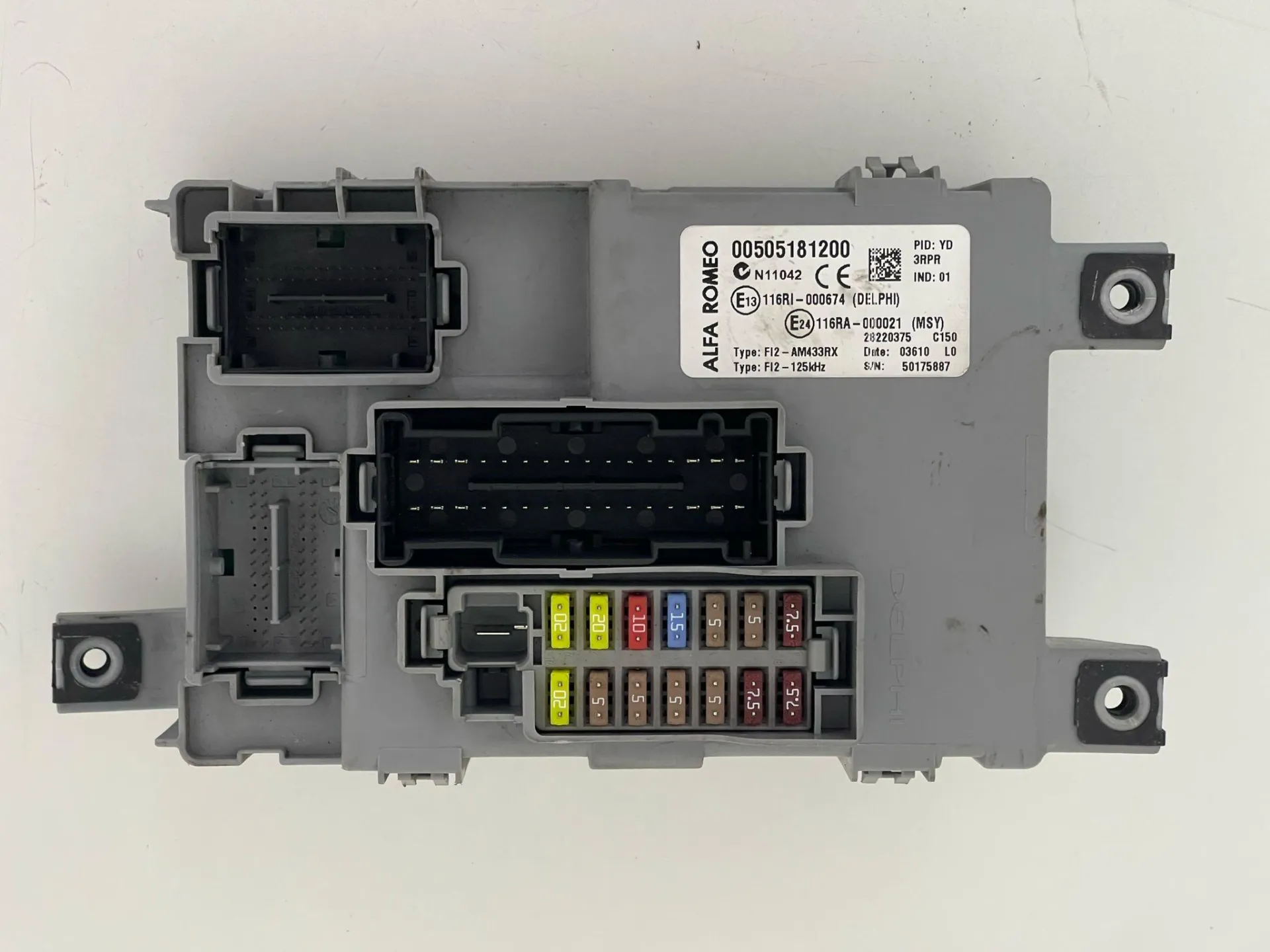 CENTRALINA PORTA FUSIBILI con codice 00505181200 da ALFA ROMEO Mito Serie (955_) Diesel 1400 (08>)