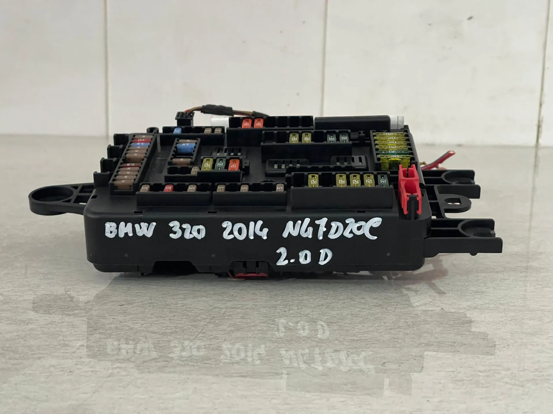 CENTRALINA PORTA FUSIBILI con codice 9337880 01 da BMW Serie 3 E90 335i Diesel 2000 (13>15)