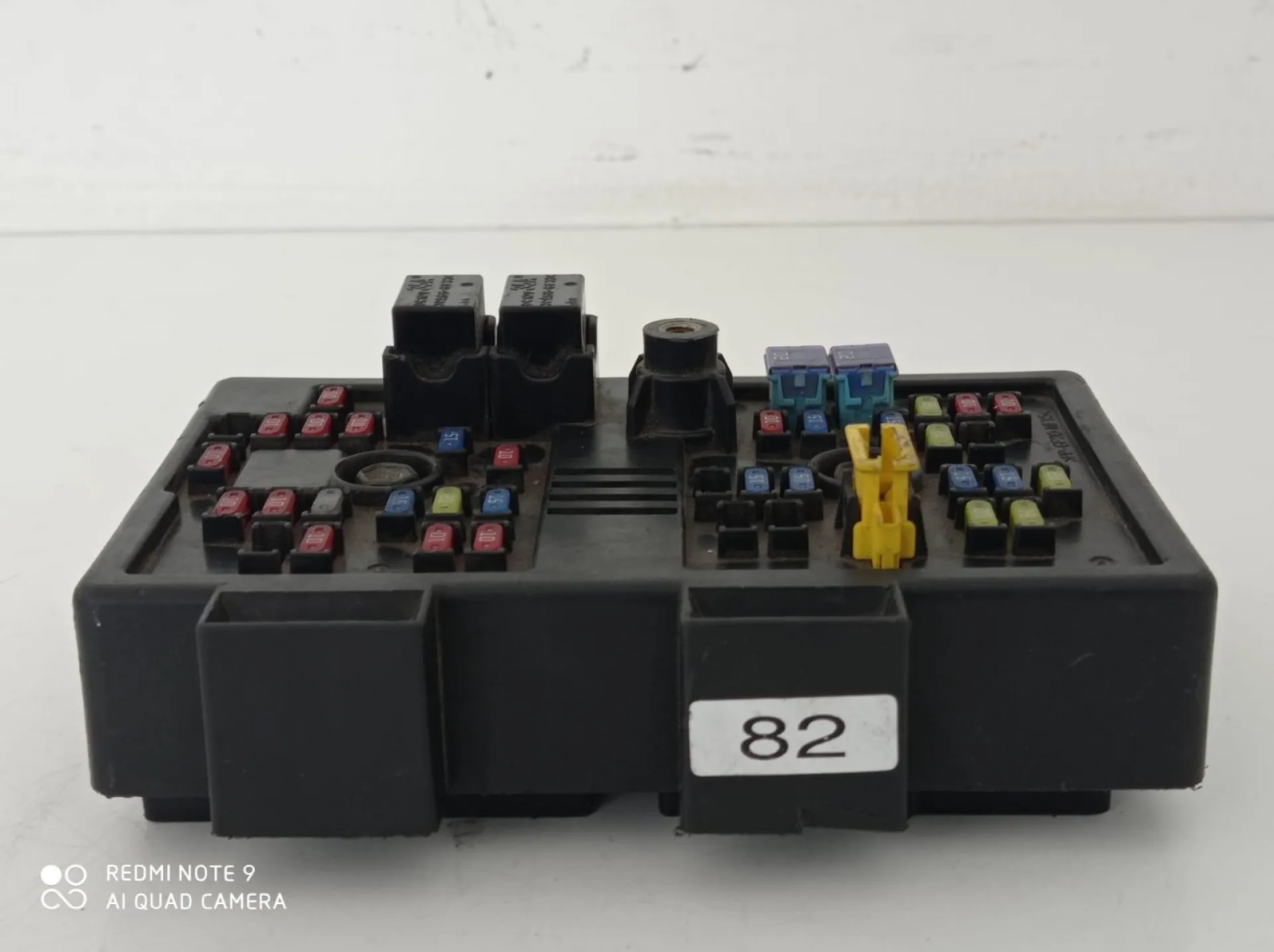 CENTRALINA PORTA FUSIBILI con codice 96821082 82 da CHEVROLET Captiva 1° Serie Diesel 2000 (06>)