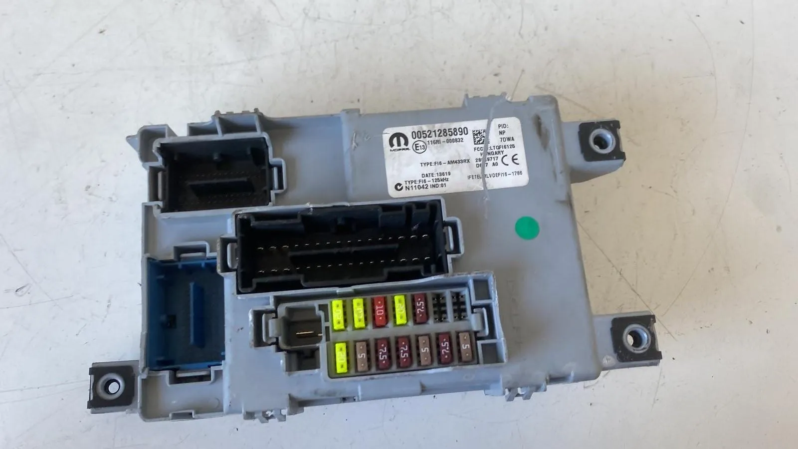 CENTRALINA PORTA FUSIBILI con codice 00521285890 da FIAT Panda 3° Serie Benzina 1200 (12>)
