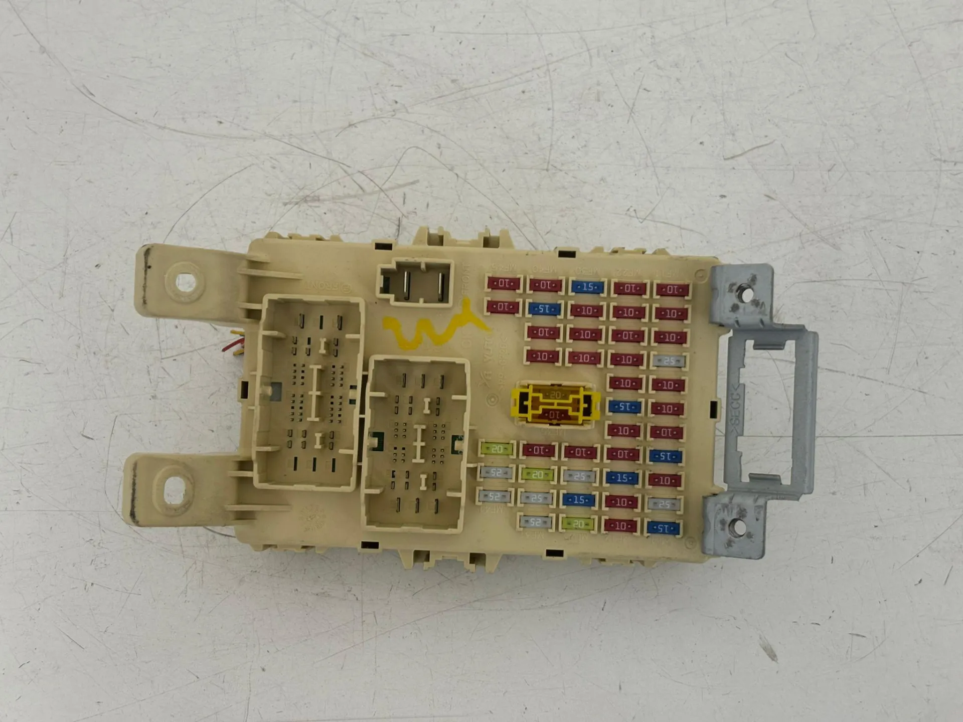 CENTRALINA PORTA FUSIBILI con codice 91950-1K512 da HYUNDAI iX20 Serie con codice motore G4FA/G4FA Benzina 1400 (10>19)