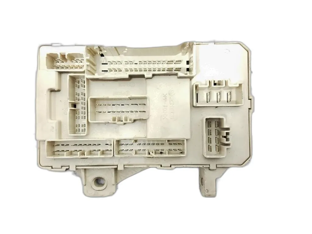 CENTRALINA PORTA FUSIBILI con codice 91950-1H510 da KIA Cee'd 1° Serie G4FA benzina 1396 (06>12)