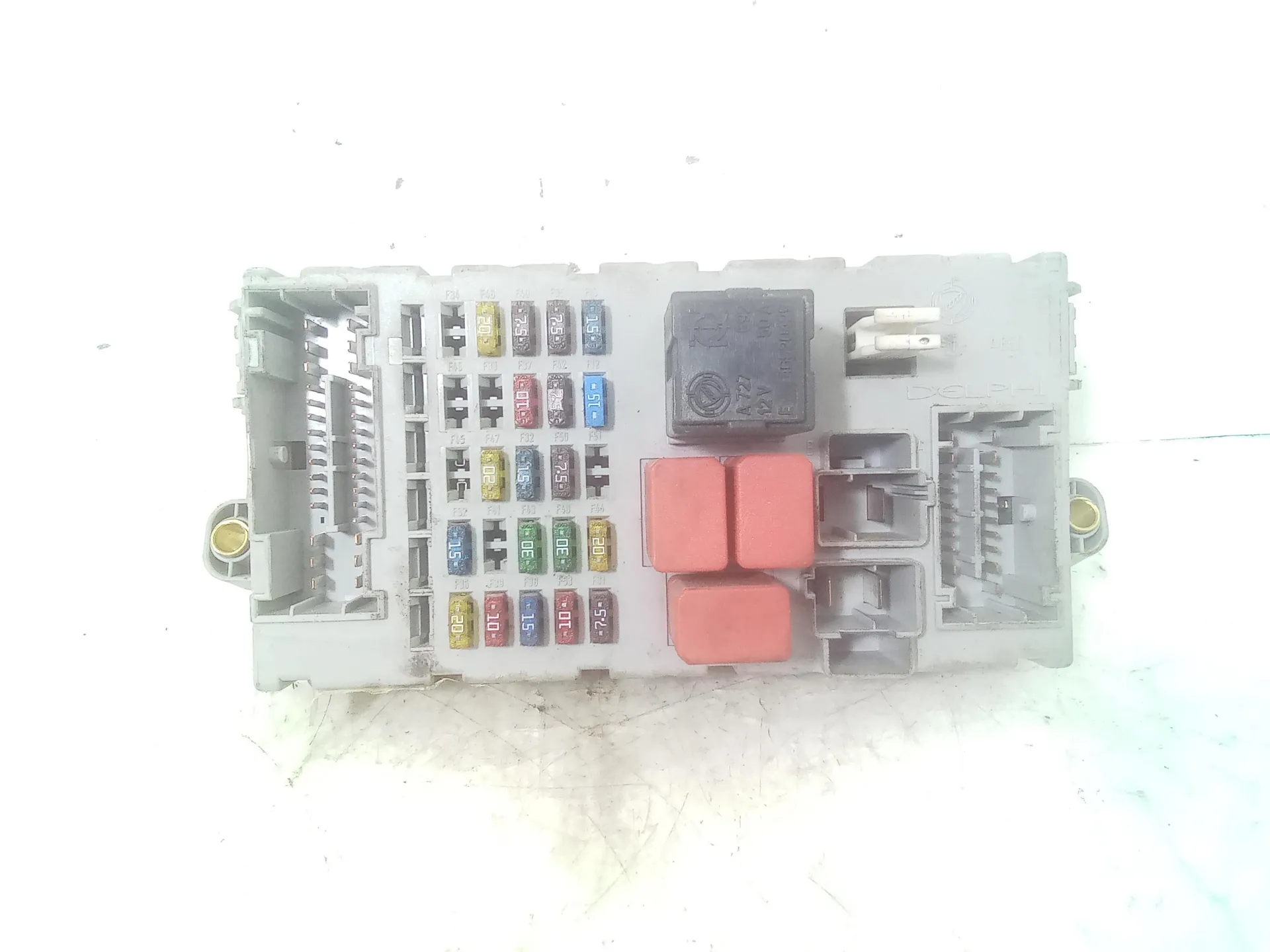 CENTRALINA PORTA FUSIBILI con codice 51733921 da LANCIA Ypsilon 1° Serie Diesel 1300 (03>06)