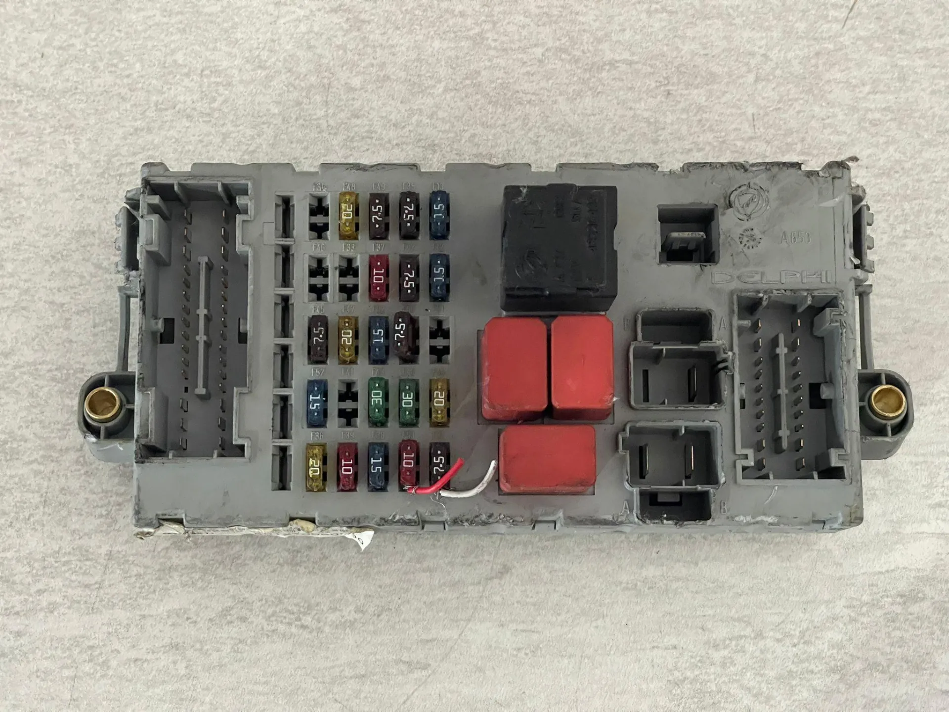 CENTRALINA PORTA FUSIBILI con codice 51734379 da LANCIA Ypsilon 2° Serie Diesel 1300 (06>10)