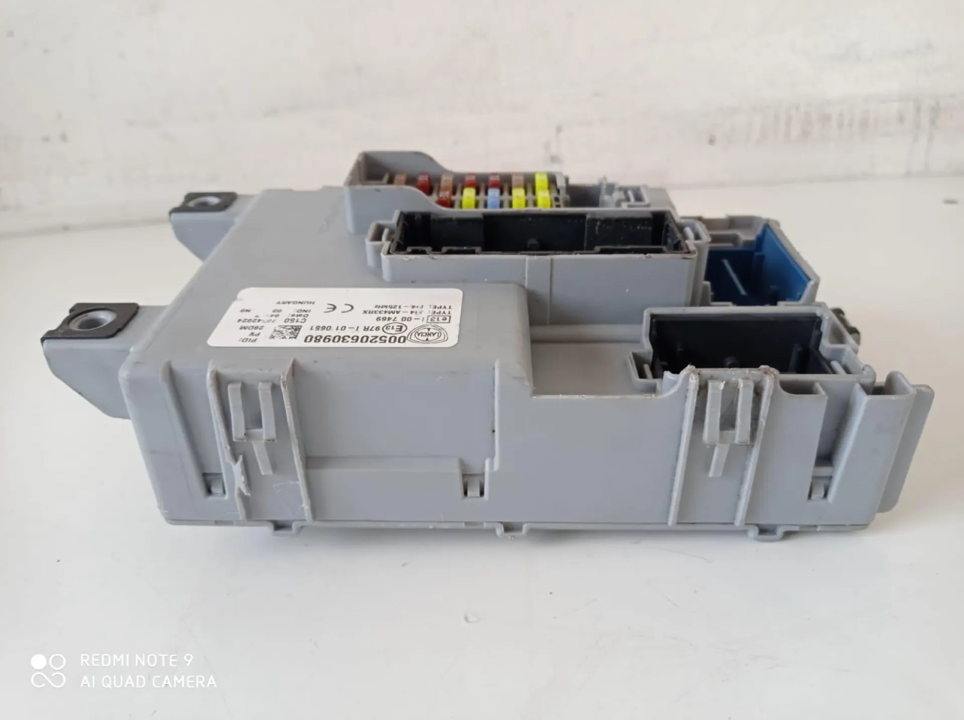 CENTRALINA PORTA FUSIBILI con codice 00520630980 da LANCIA Ypsilon 4° Serie Benzina 1200 (11>)