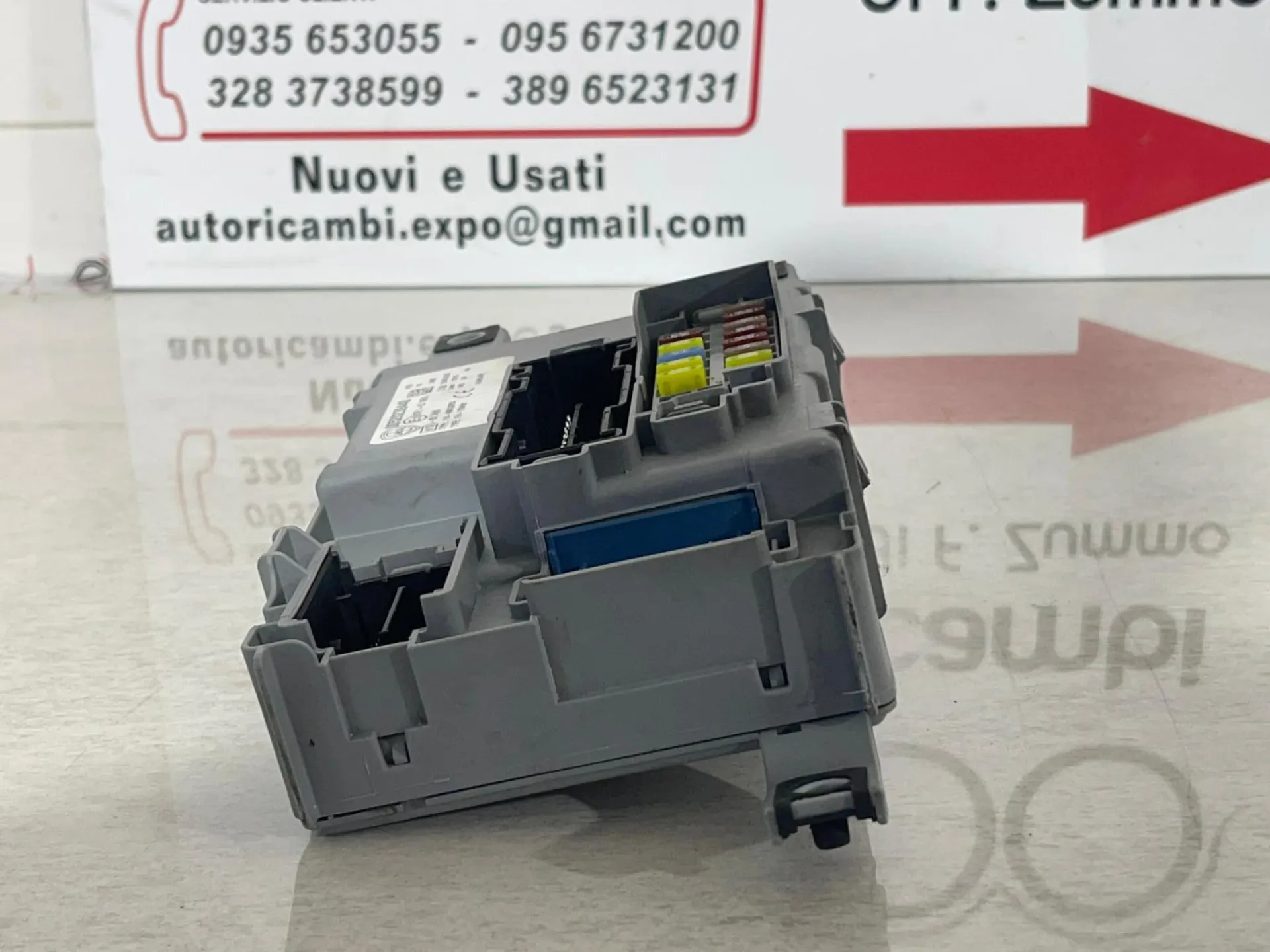 CENTRALINA PORTA FUSIBILI con codice 97RI-010651 da 00520239440 LANCIA Ypsilon 4° Serie con codice motore 312B1000 Diesel 1300