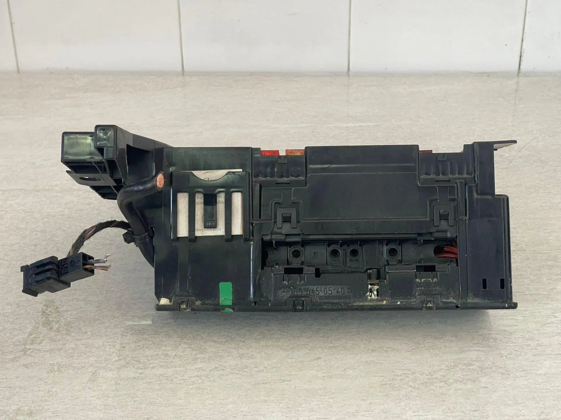 CENTRALINA PORTA FUSIBILI con codice 1695450540 da MERCEDES Classe A W169 4° Serie Benzina 1500 (08>)