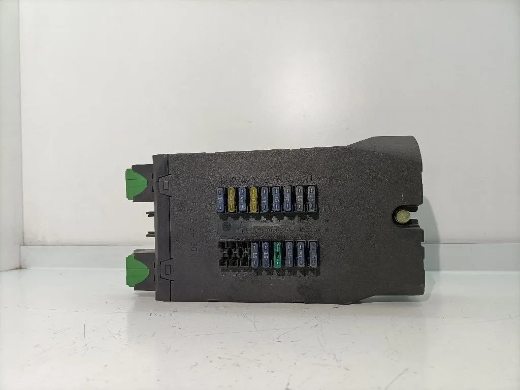 CENTRALINA PORTA FUSIBILI con codice 0005400650 da MERCEDES Vito W638 611980 diesel 2151 (95>03)