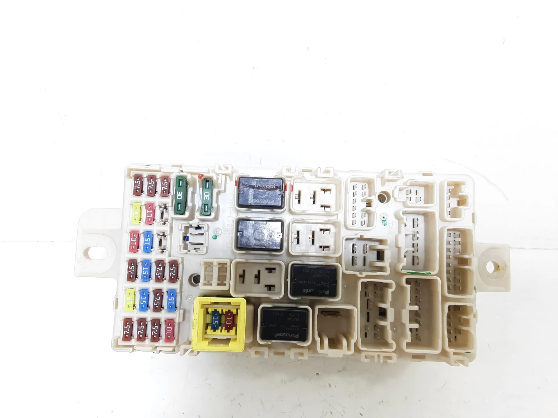 CENTRALINA PORTA FUSIBILI con codice 8637B993 da MITSUBISHI Space Star Serie (A00) Benzina 1000 (13>)