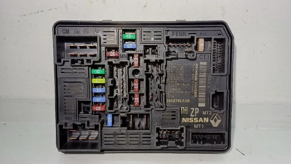 CENTRALINA PORTA FUSIBILI NISSAN Juke Serie (F16) 284B76LA0B/8974047436/5DW511F01 HR16DE hybrid 1598 (19>)